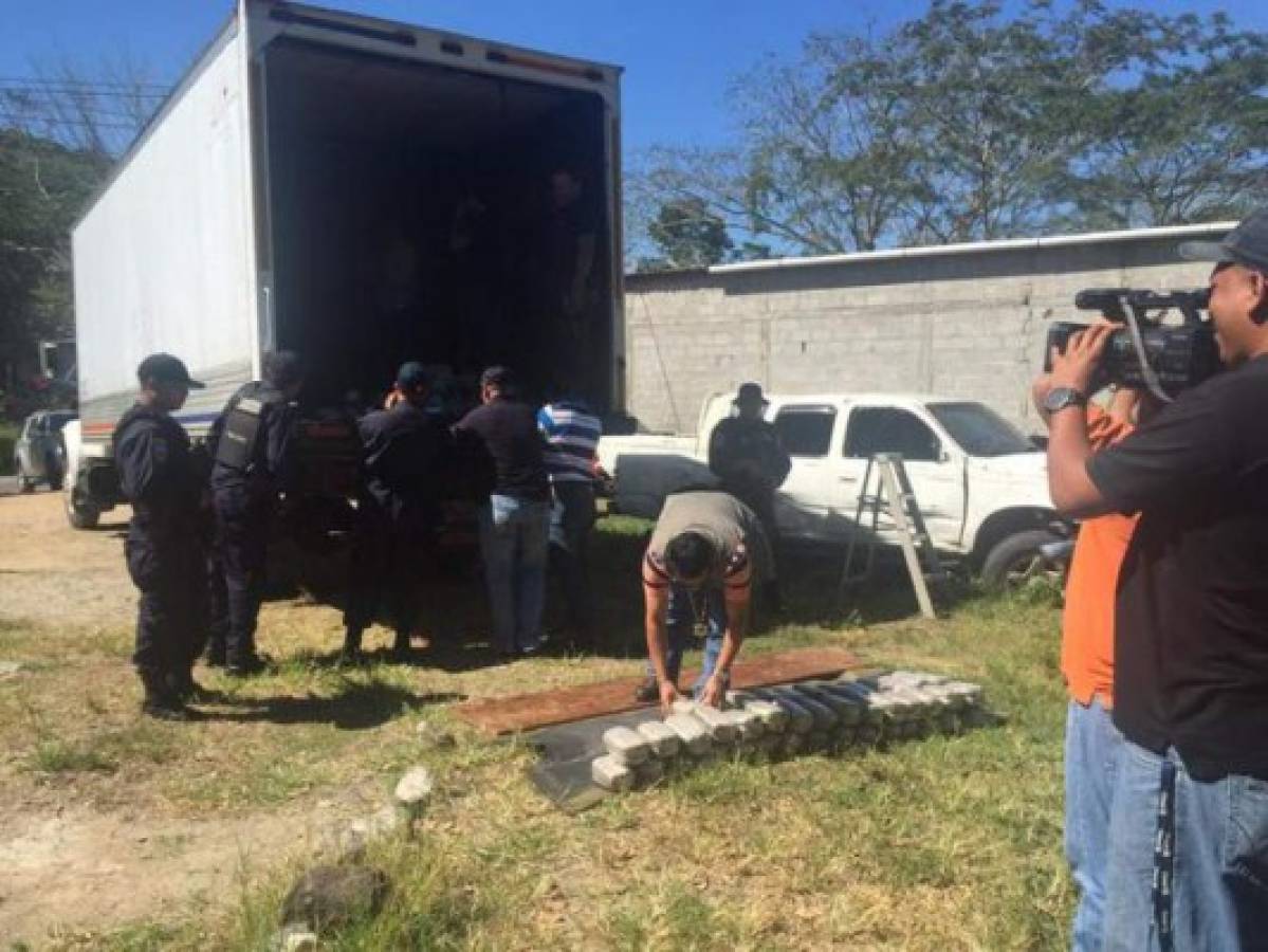 Policía incauta 719 kilos de marihuana en camión