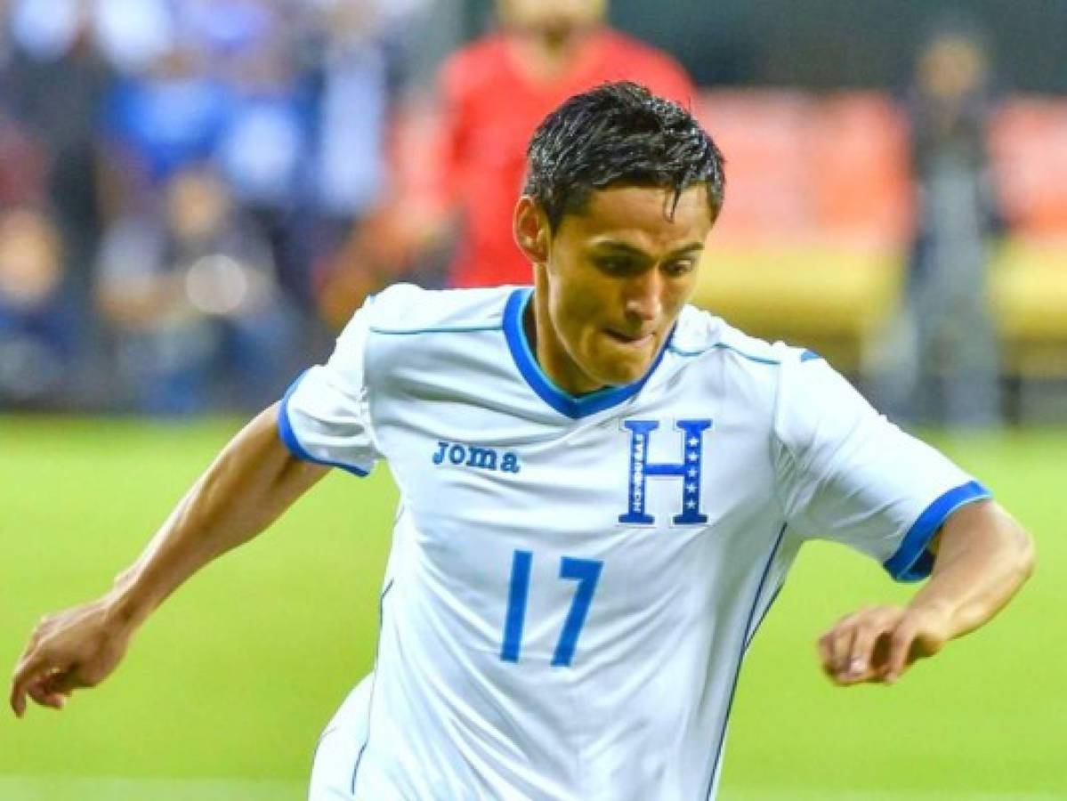 Nájar se entrenó con la Selección de Honduras y pese a atentados se queda en la H