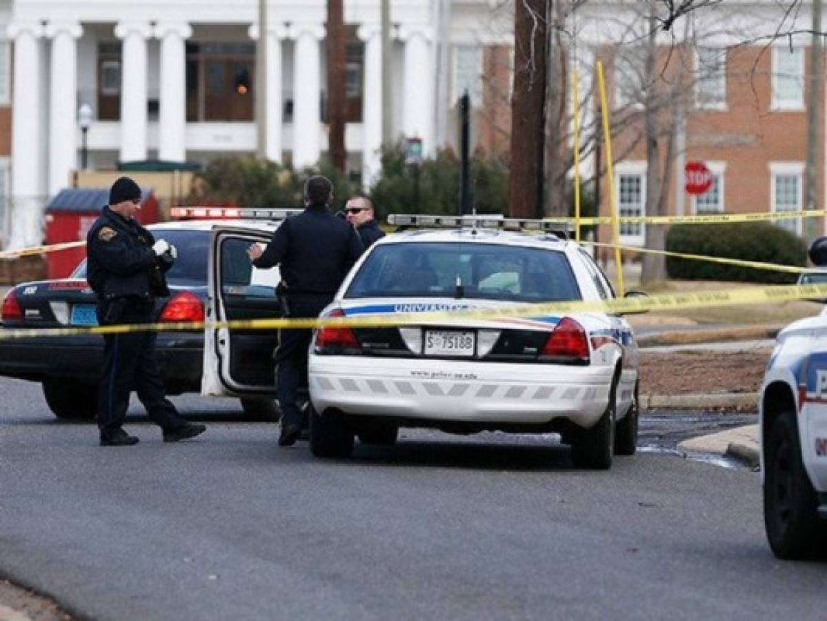 Muere una joven en tiroteo en secundaria de Alabama