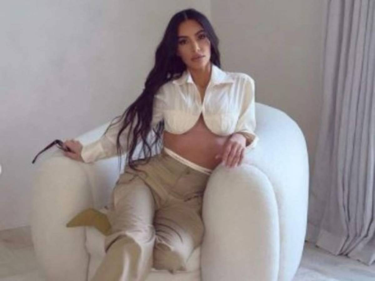 Kim Kardashian paga 23 millones de dólares a Kanye West por su mansión