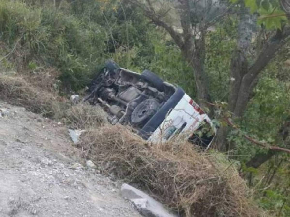 Bebé muere al accidentarse ambulancia en carretera del sur de Honduras
