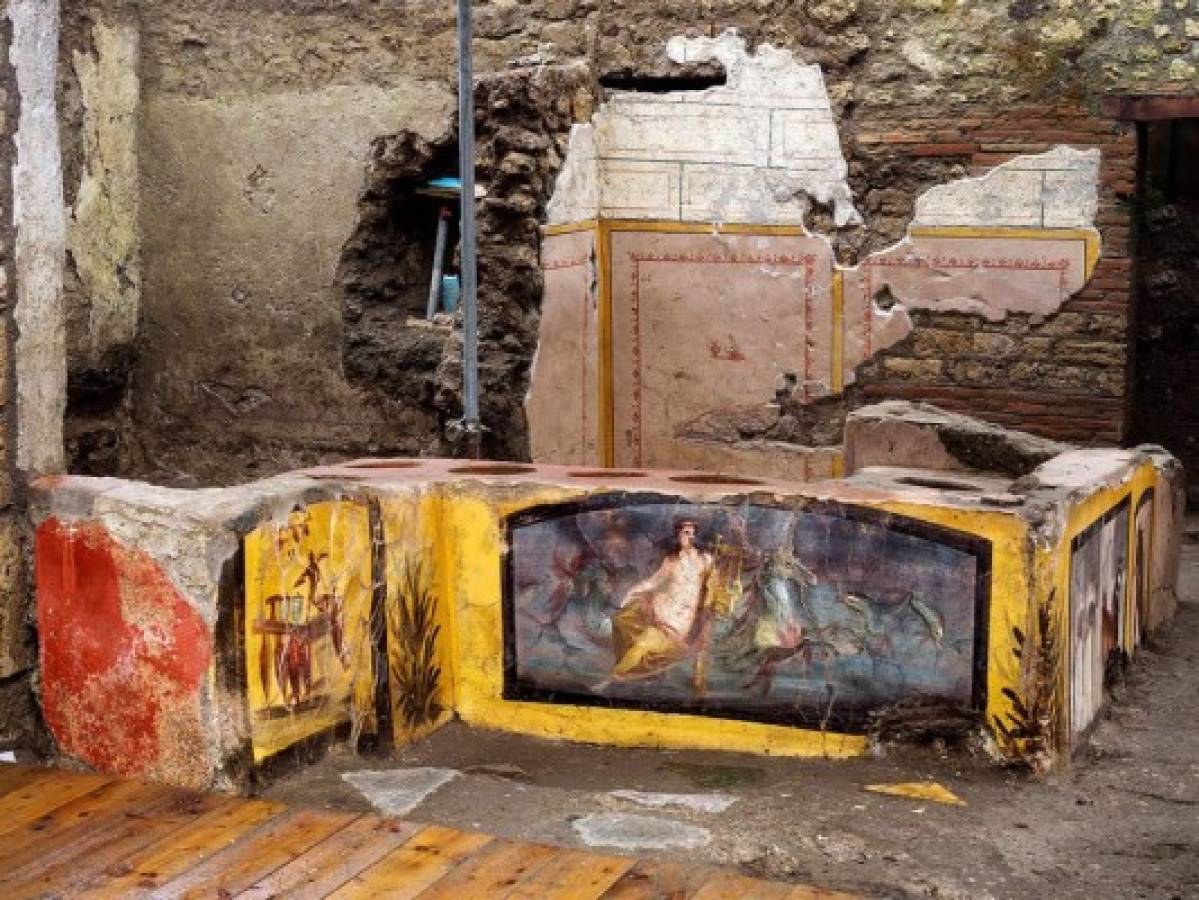 Encuentran puesto de 'comida rápida' en las ruinas de Pompeya