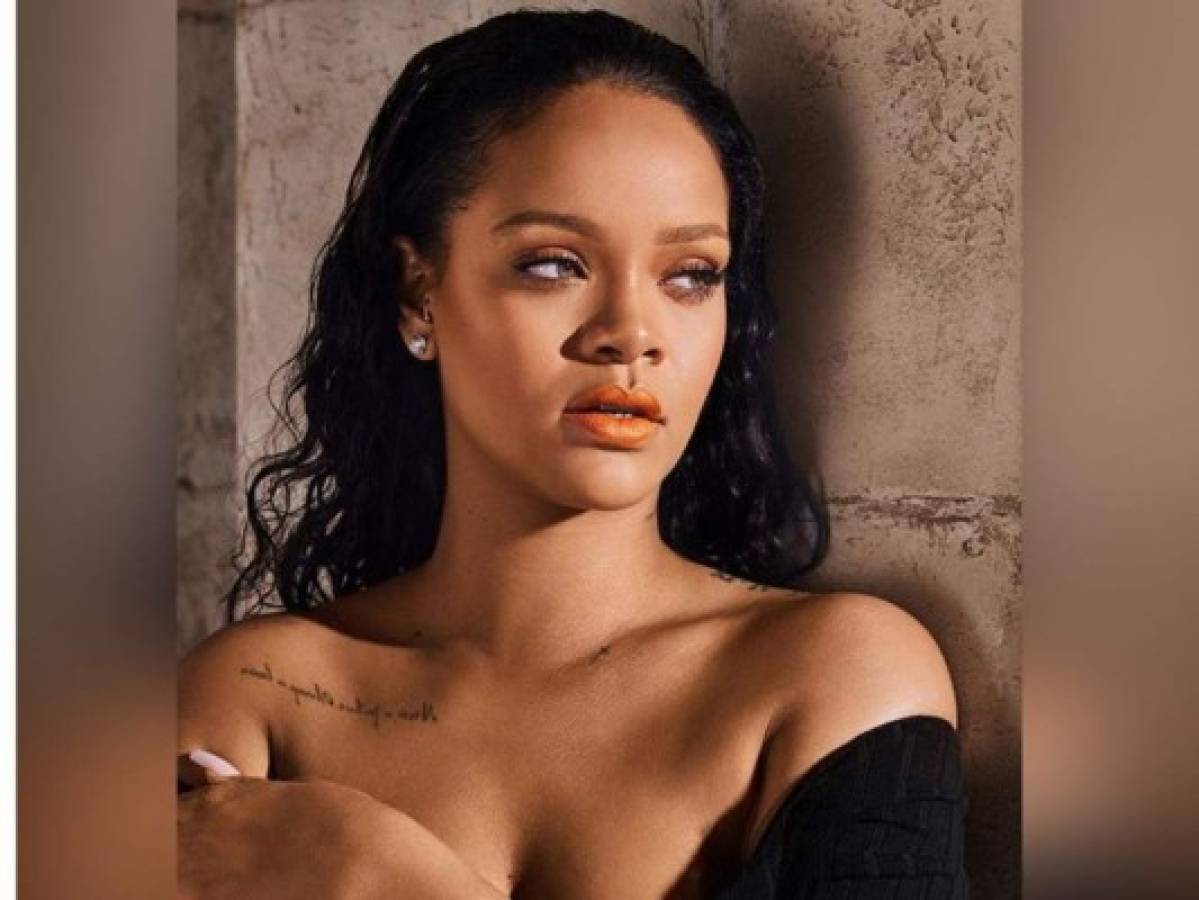 Rihanna es la celebridad que mejor huele, según listado