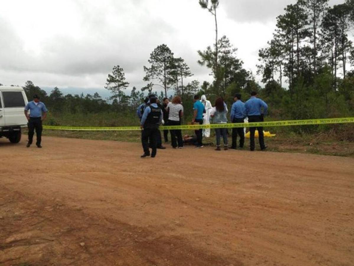 Hallan el cuerpo sin vida de un hombre en carretera de San Matías