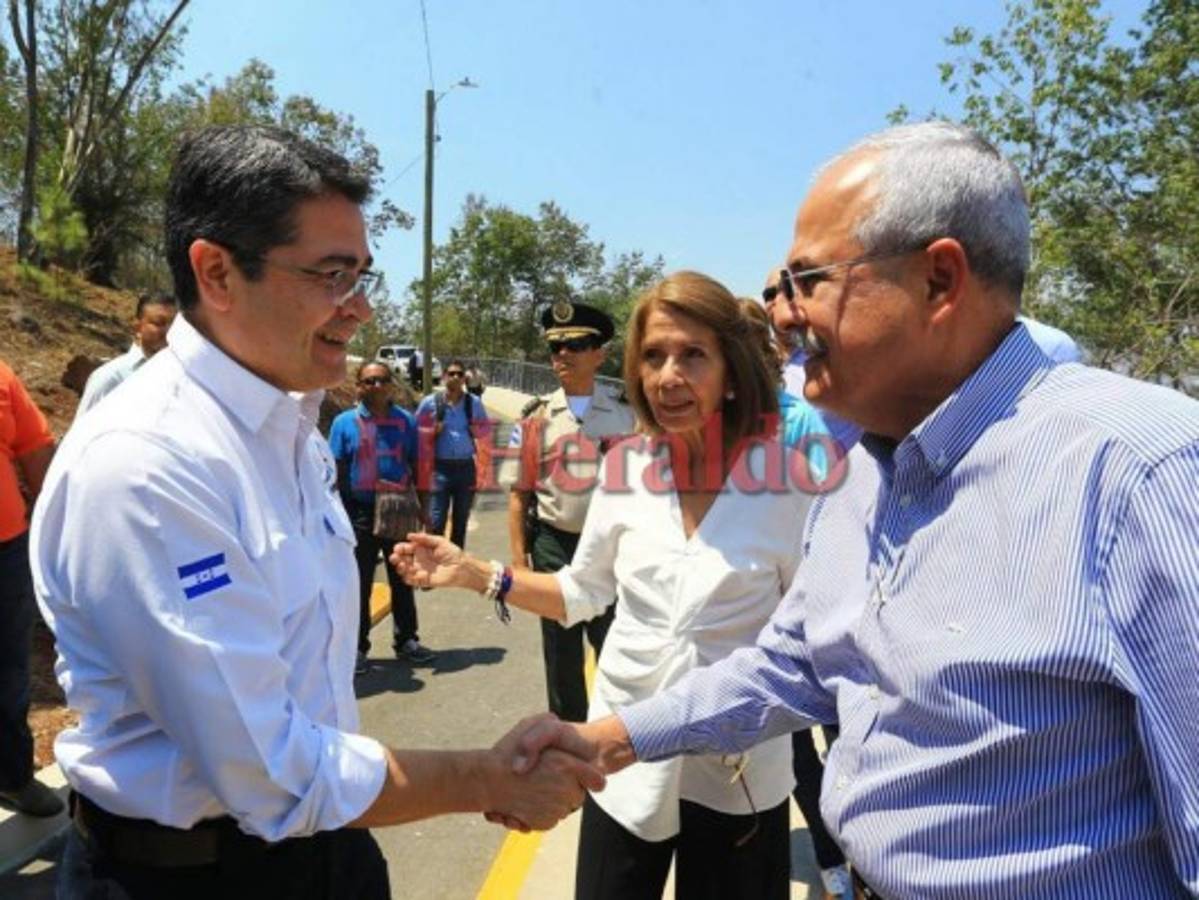 JOH inaugura primera etapa del parque estudiantil en el cerro Juana Laínez