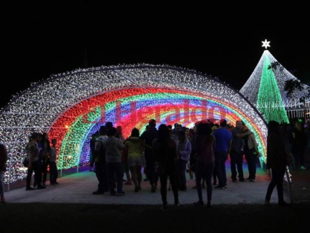 Villas navideñas presentan elevado número de visitas en la capital de Honduras