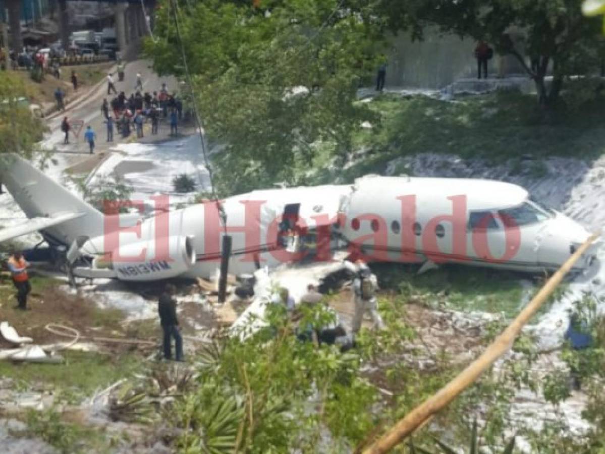 Avión se sale de la pista del Aeropuerto Internacional Toncontín de la capital de Honduras