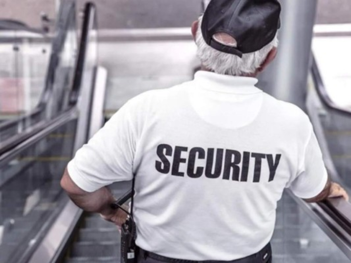 Menor atacó a un conserje y le arrancó los ojos en hotel de España