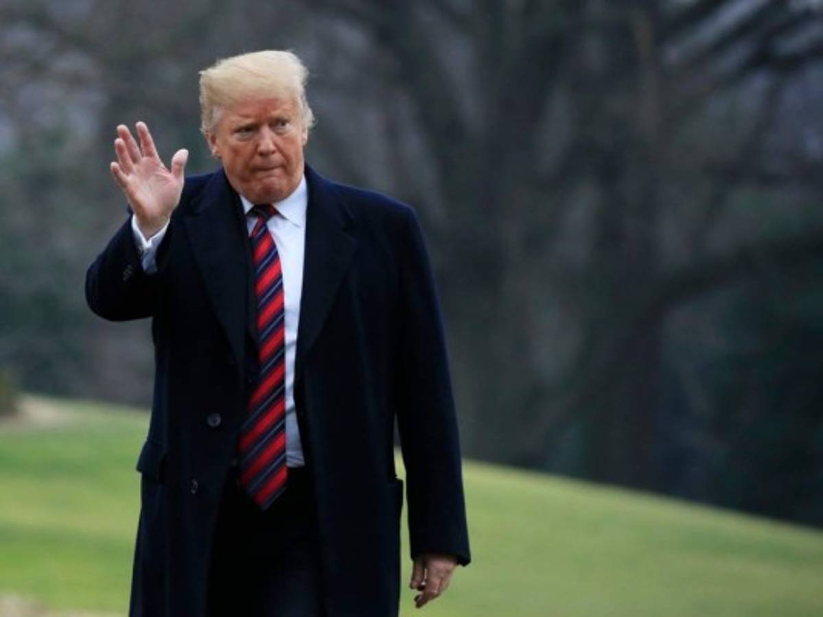 Senadores republicanos considerarán propuesta de Trump