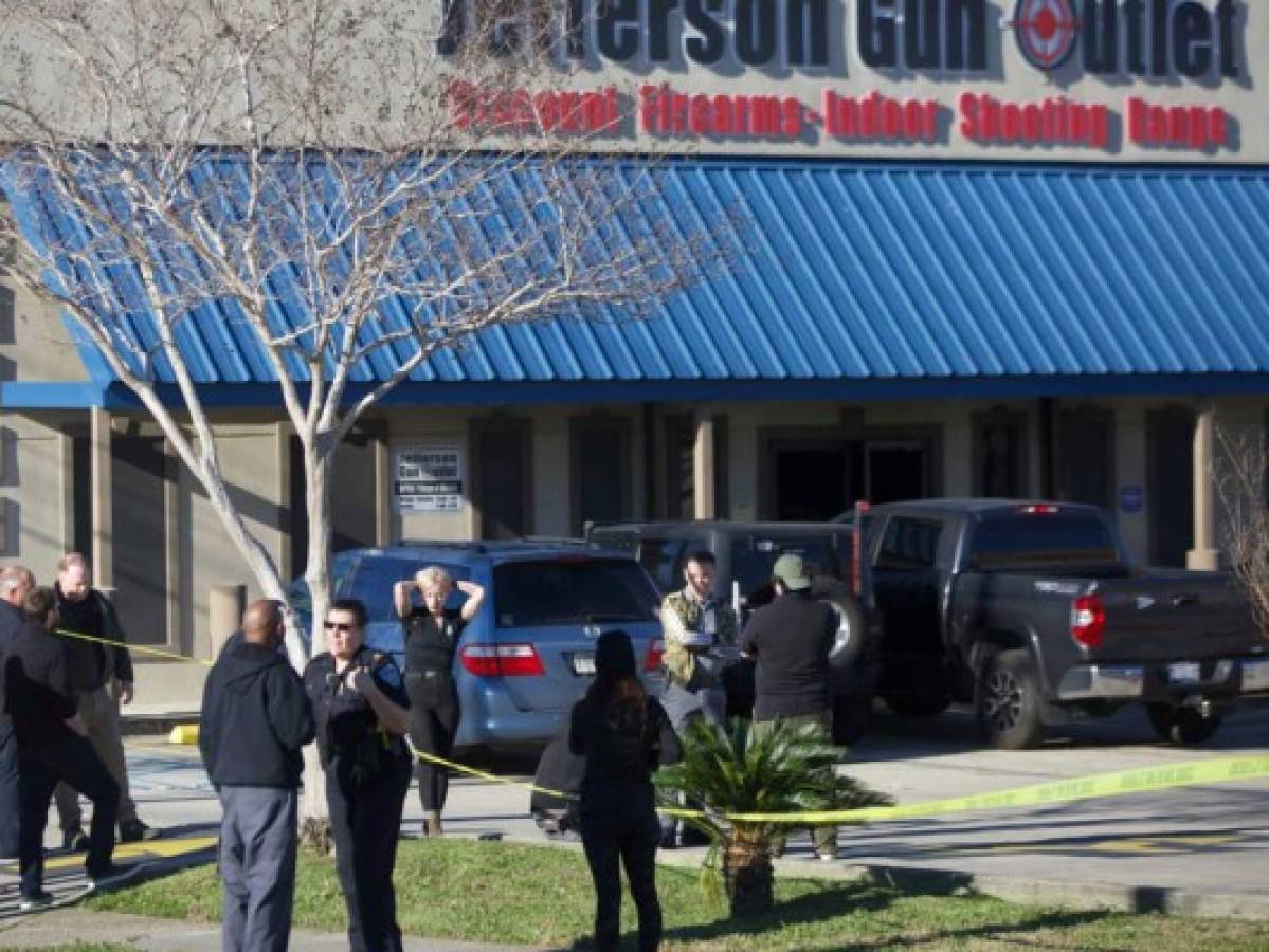 Tres muertos deja tiroteo dentro de armería en suburbio de Nueva Orleans