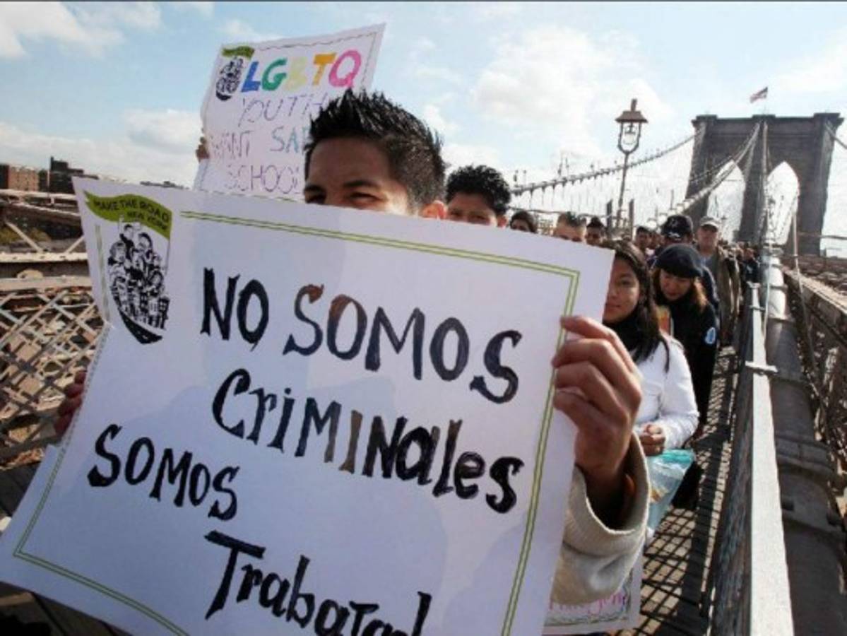 EEUU: Republicanos defienden término 'extranjero ilegal'