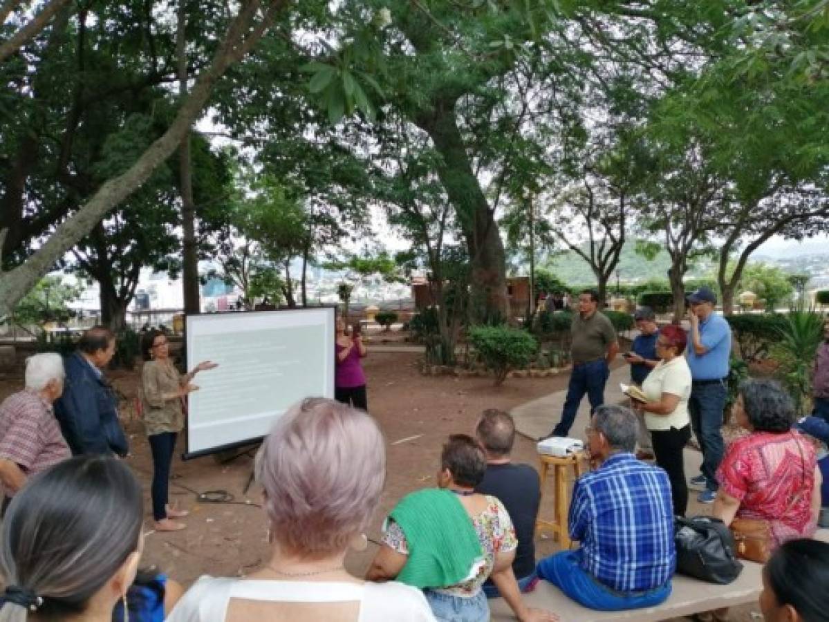 Socializan plan de revitalización del parque La Leona
