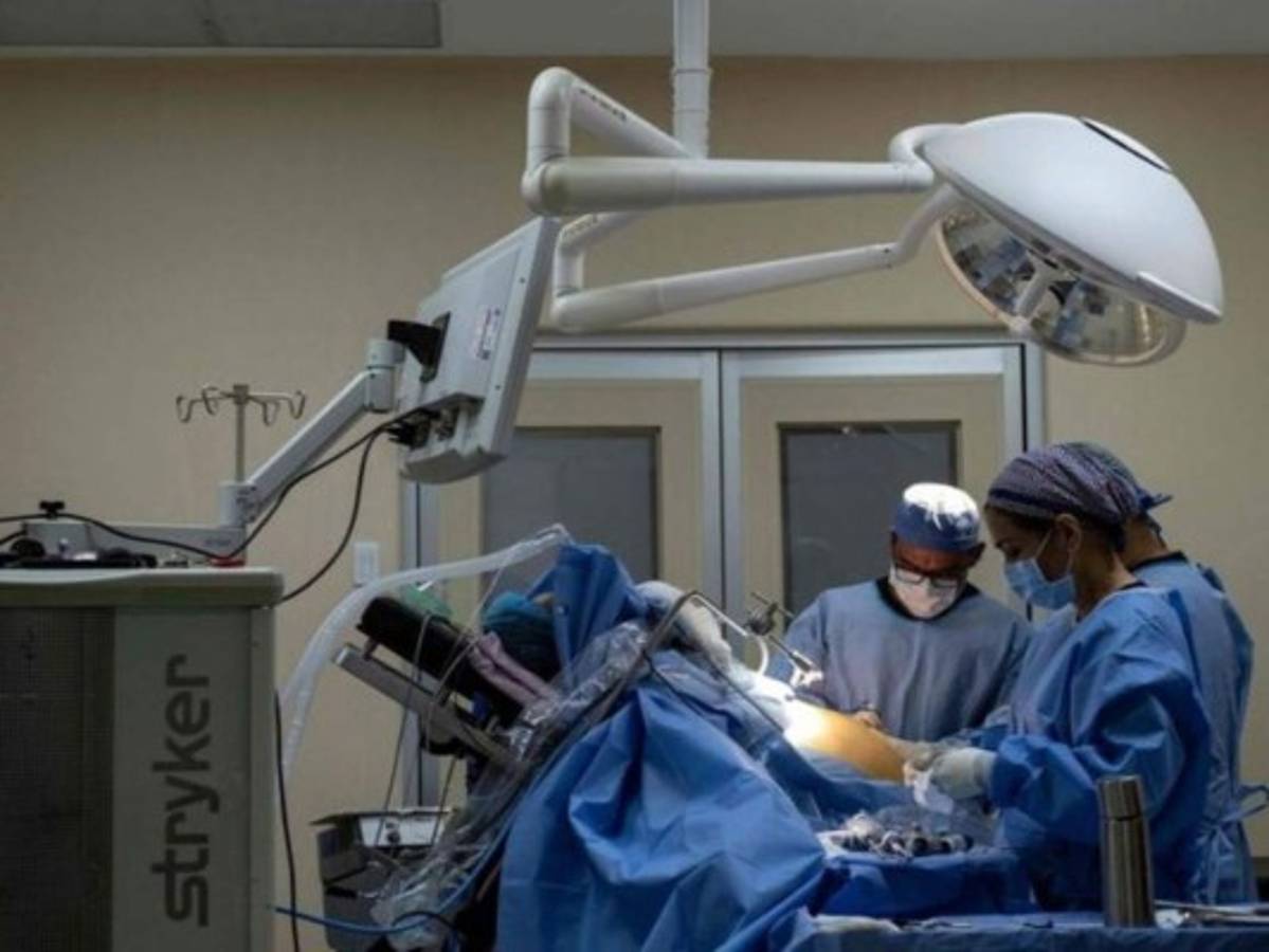 Estadounidenses hacen 'turismo' en el extranjero por salud barata