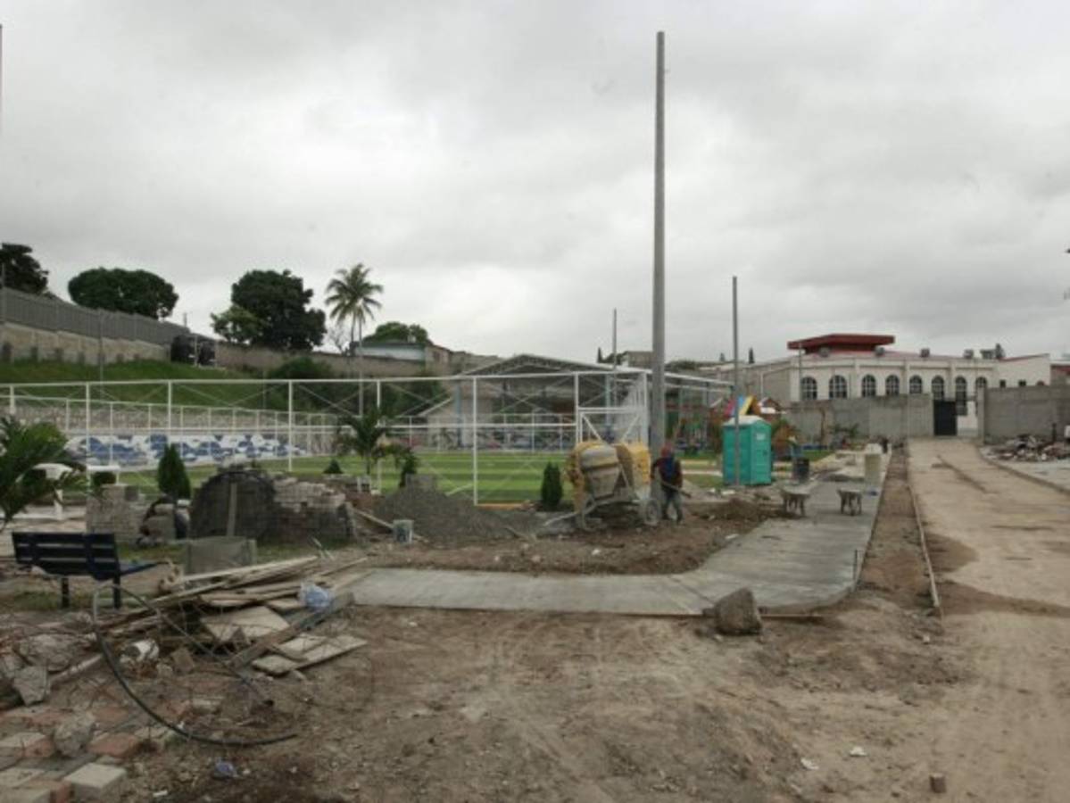 Plaza de la colonia 15 de Septiembre tiene 90% de avance