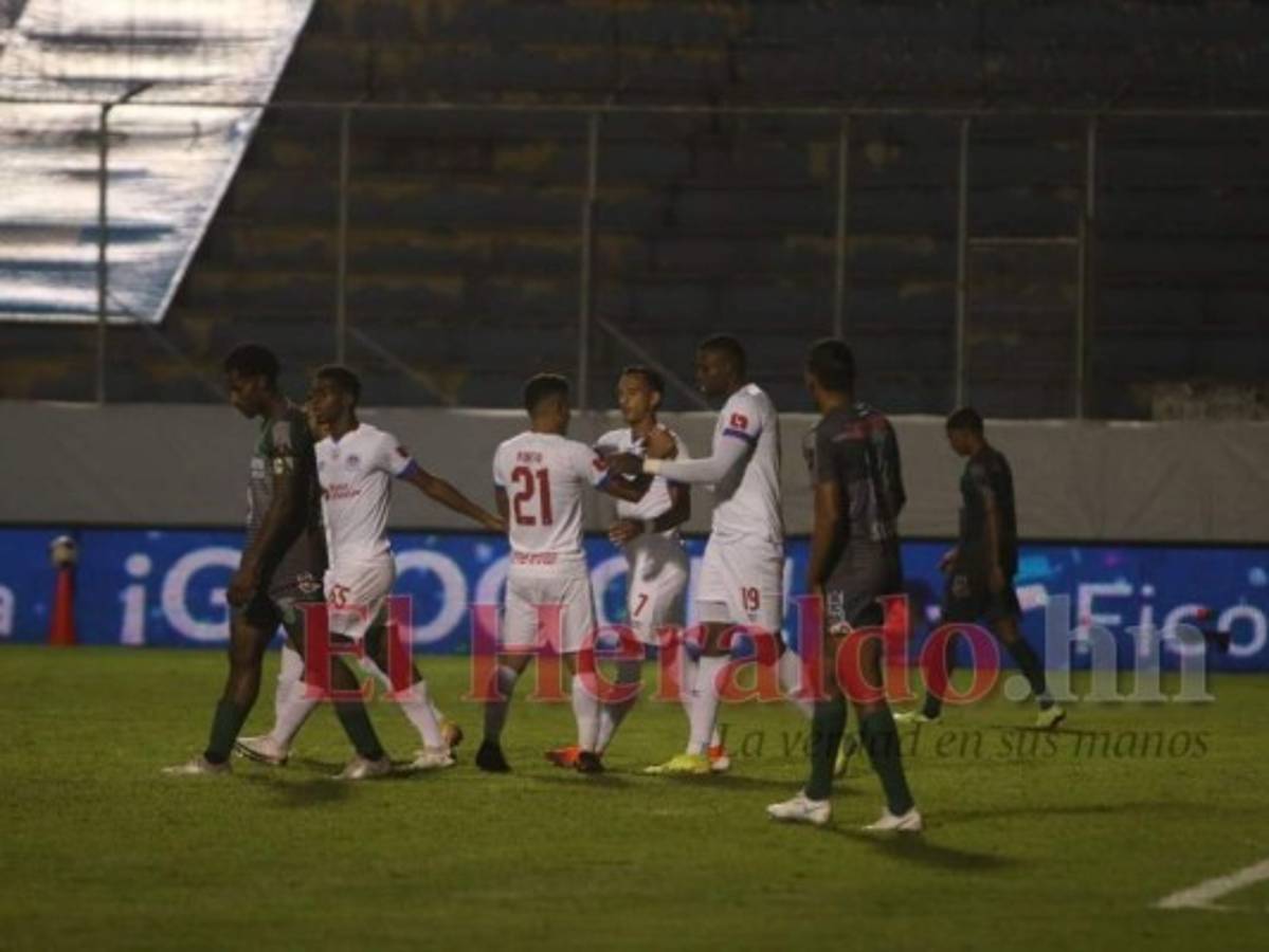 Olimpia acaricia el liderato de la zona central tras propinarle una goleada 5-0 al Platense