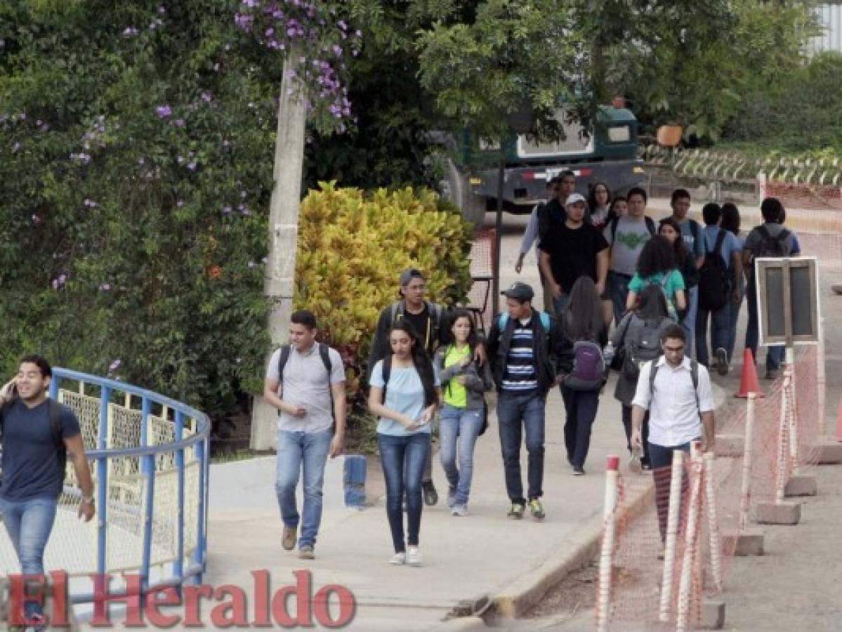 El voto joven, clave para ganar en las elecciones generales del 26 de noviembre