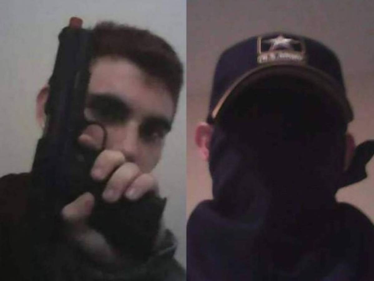 Nikolas Cruz, de 19 años, fue acusado formalmente en un tribunal del condado de Broward (al que pertenece Parkland) de 17 cargos de homicidio premeditado y 17 de intento de homicidio, por los 17 muertos y 17 heridos que dejó su ataque el 14 de febrero.