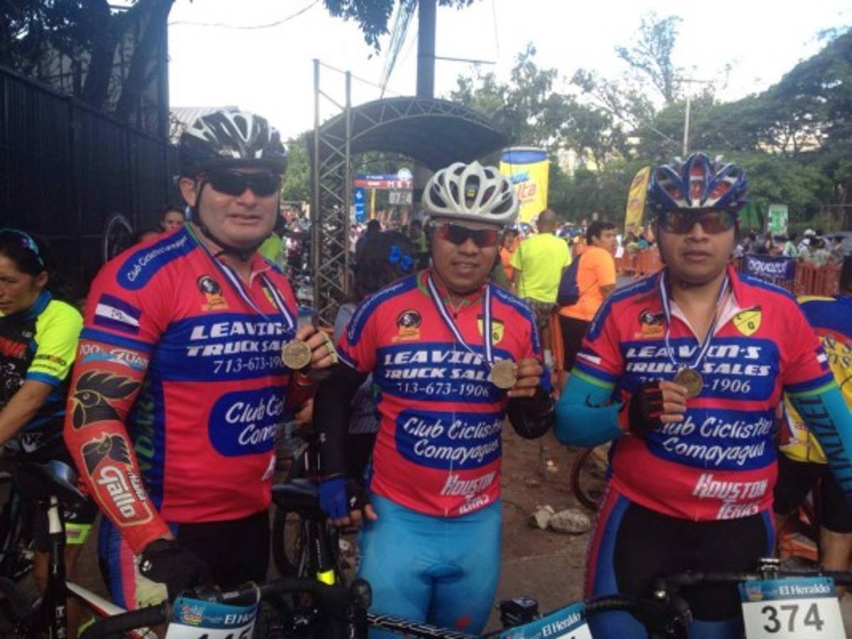 Desde los 'Correcaminos' hasta los 'Donde Mando', los equipos de la Cuarta Vuelta Ciclística