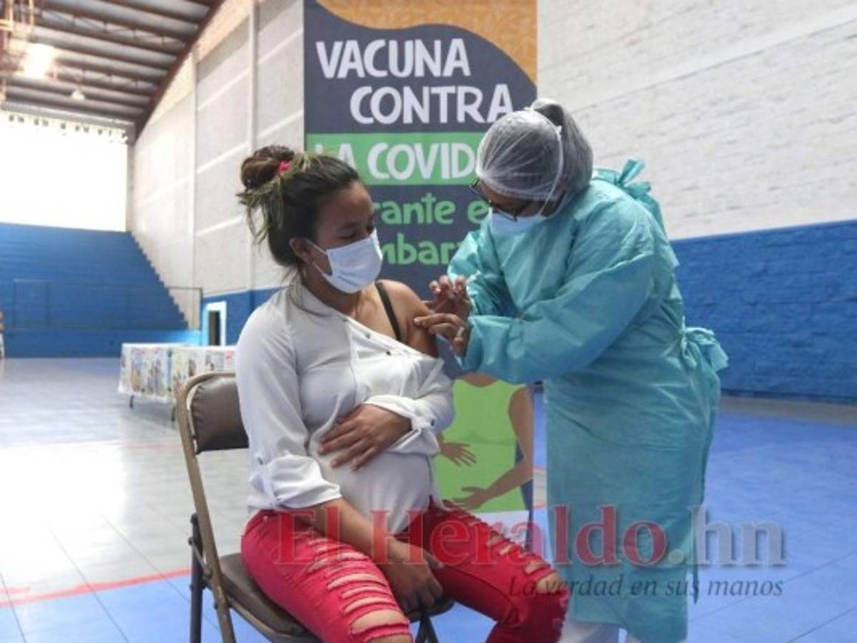 Karla Pavón: 'Una embarazada por día está falleciendo por covid-19'