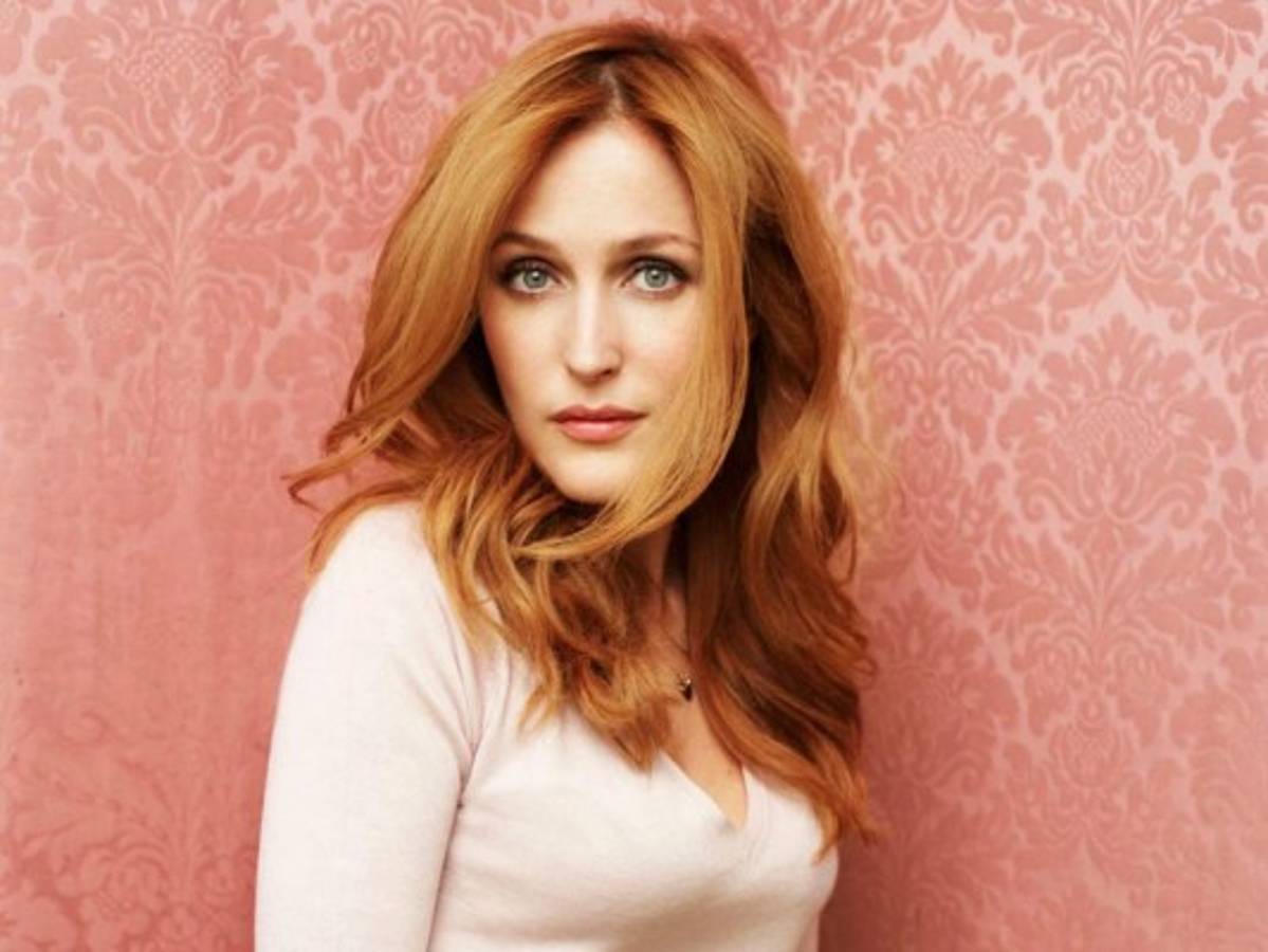 Gillian Anderson 'postulada' para ser la nueva James Bond