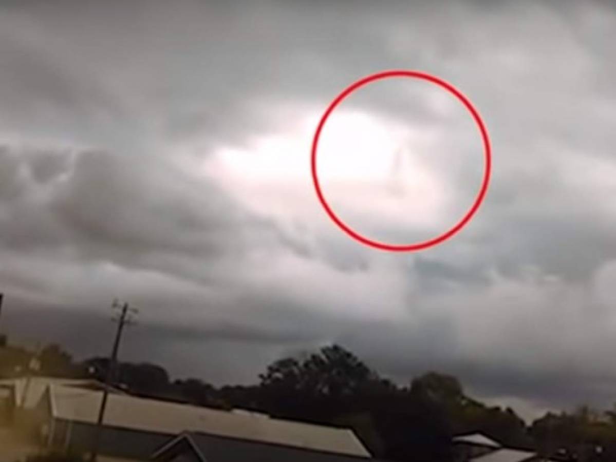 Vídeo: Captan a Dios caminando entre las nubes