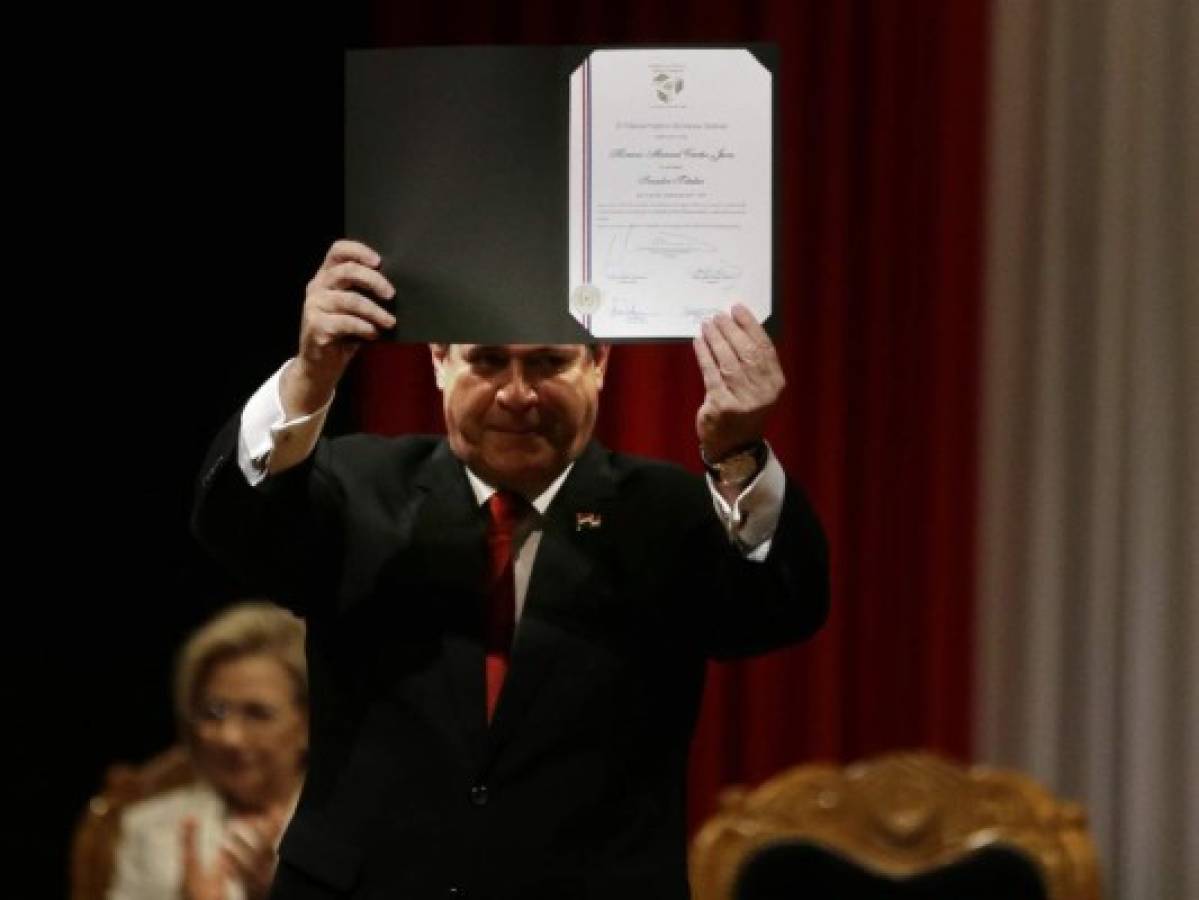 Presidente de Paraguay Horacio Cartes presenta su renuncia ante el Congreso Nacional