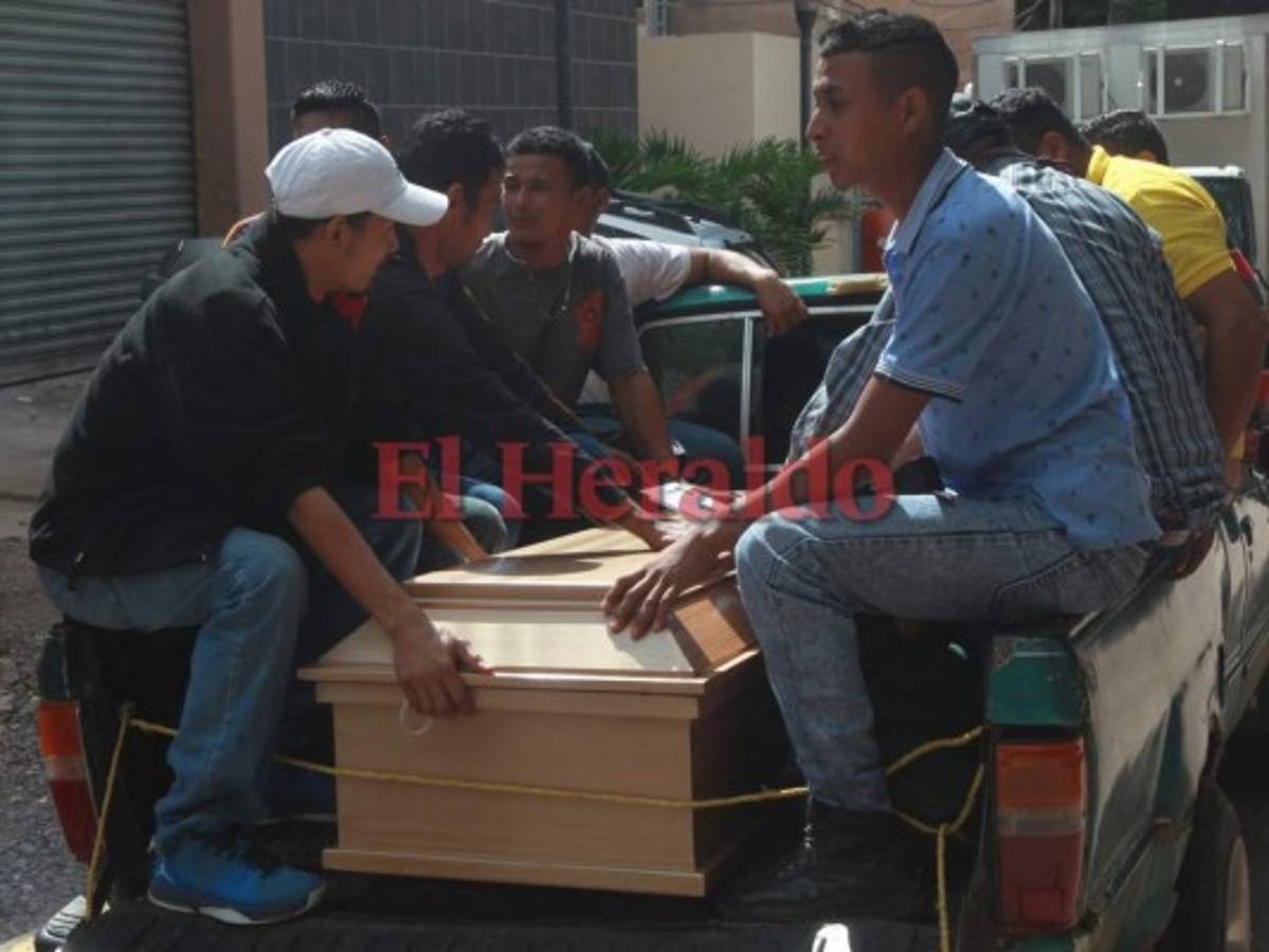 Trabajamos toda la noche en las autopsias de víctimas de masacre: Julissa Villanueva