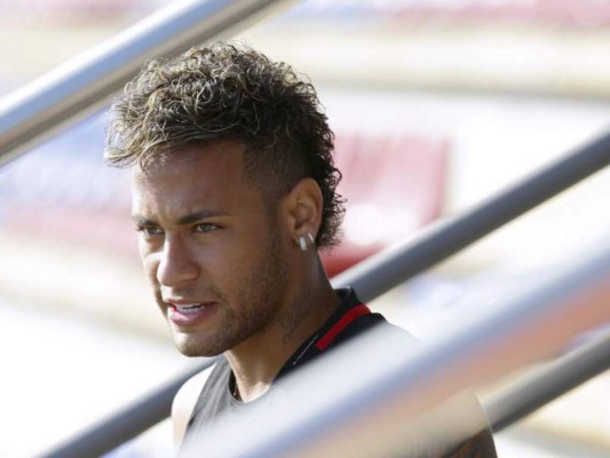Si Neymar acepta propuesta del PSG, será el fichaje más caro de la historia