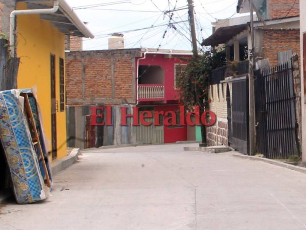 Familia de mujer sacrificada en rito abandona la casa donde residían