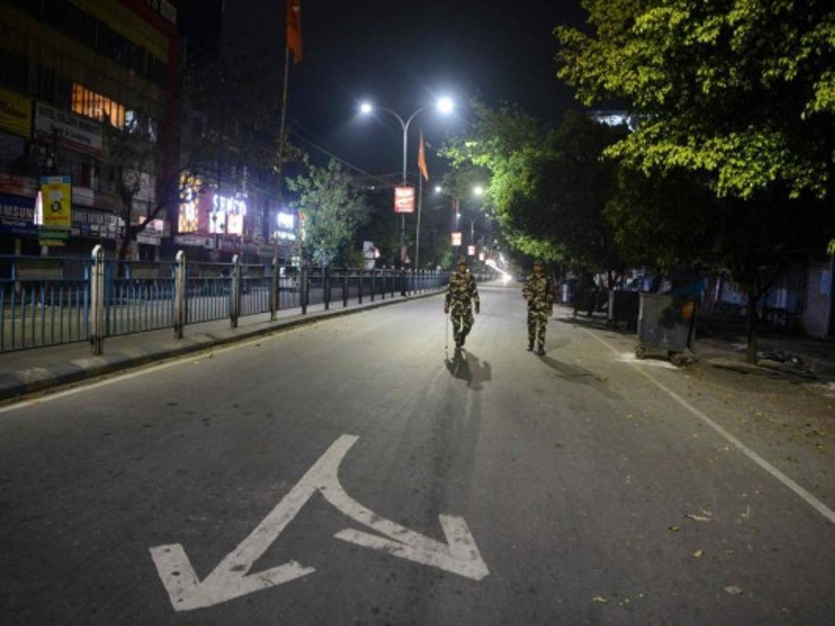 Más de 3,000 millones de personas instadas a confinarse por pandemia