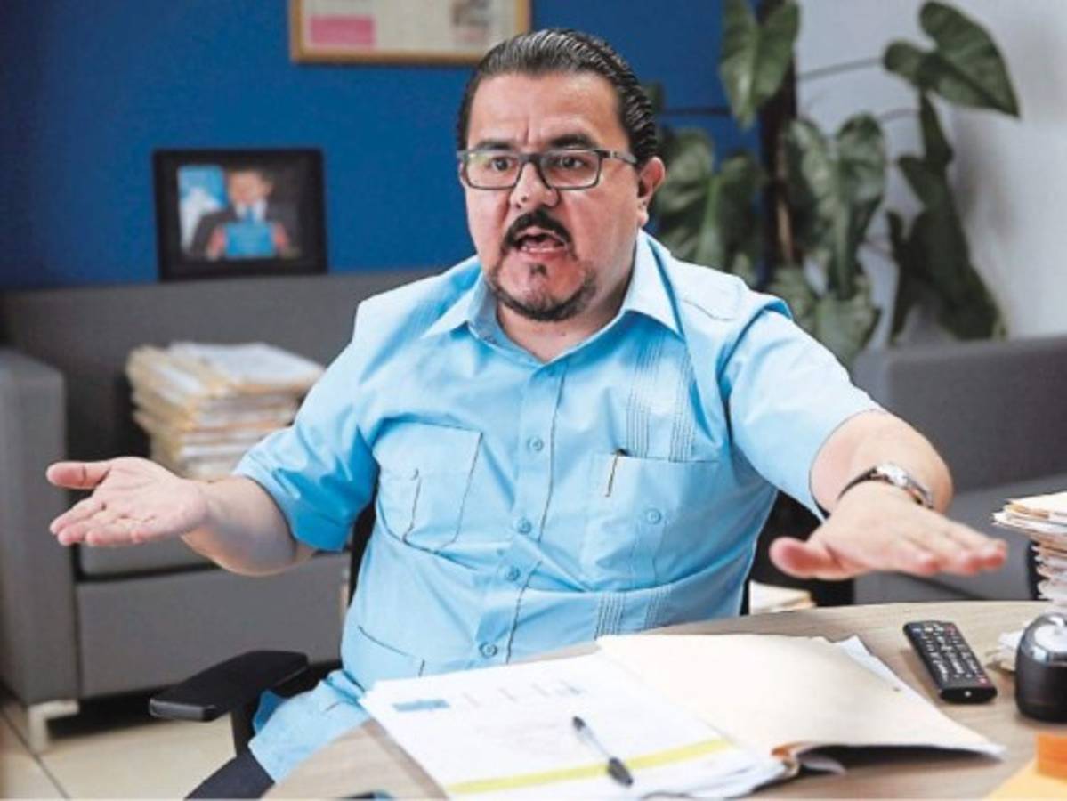 Roberto Zacapa: Quienes escogieron la empresa para la seguridad de los buses integrarán el fideicomiso