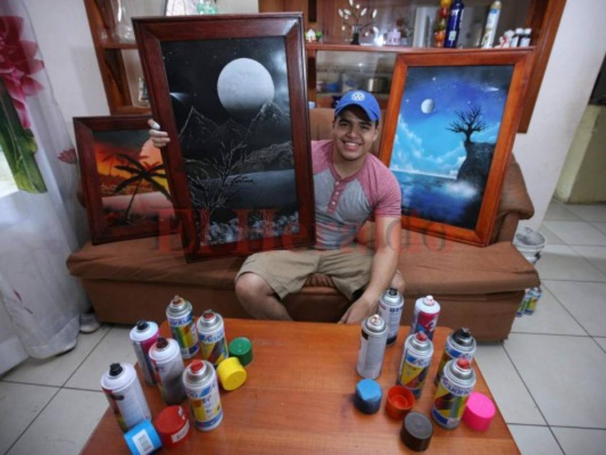 El contraste de ambientes inspira las obras de Óscar Villalobos.