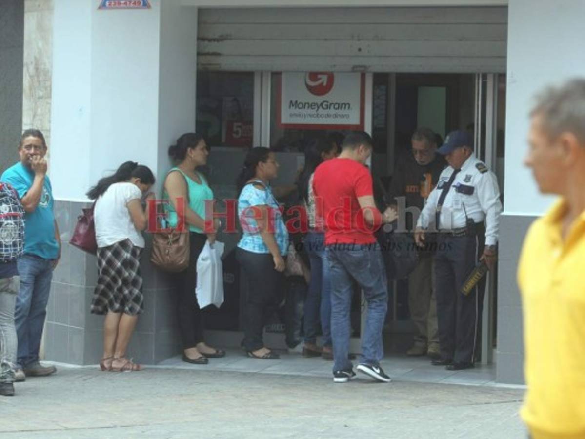 Bancos de Colón y Lempira no abrirán para evitar más casos de Covid-19