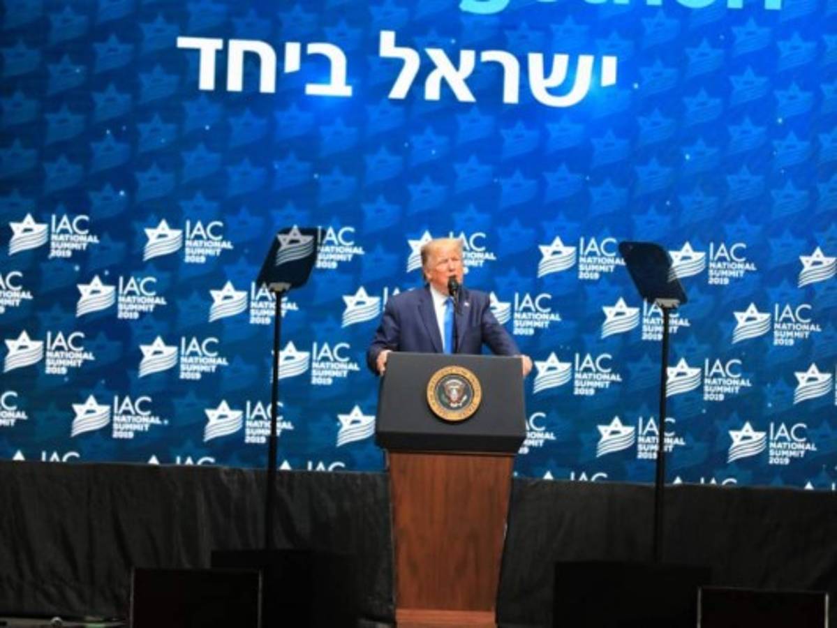 Trump: 'El presidente Hernández está trabajando con los EE UU muy cercanamente'