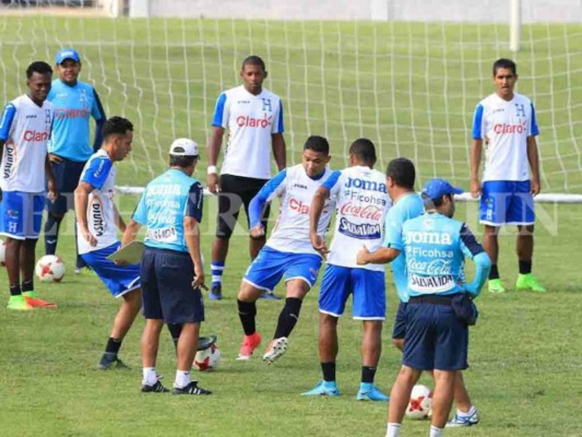 Maynor Figueroa y Roger Espinoza se unen este domingo a la Selección de Honduras  