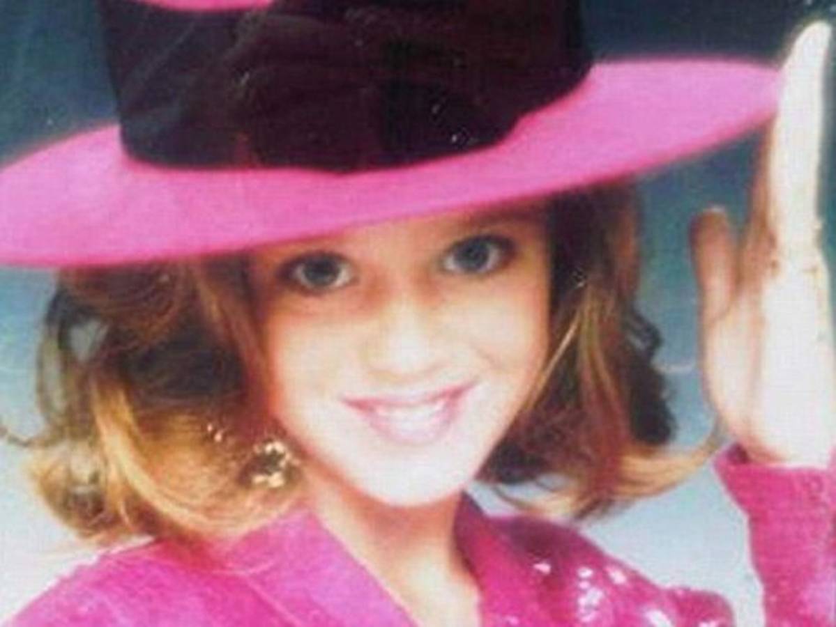 ¿Quién es ella y por qué la vinculan con Katy Perry?  