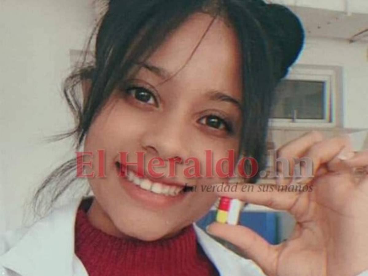 Cathy a clases virtuales al cumplir 30 días encerrada en Yichang, China