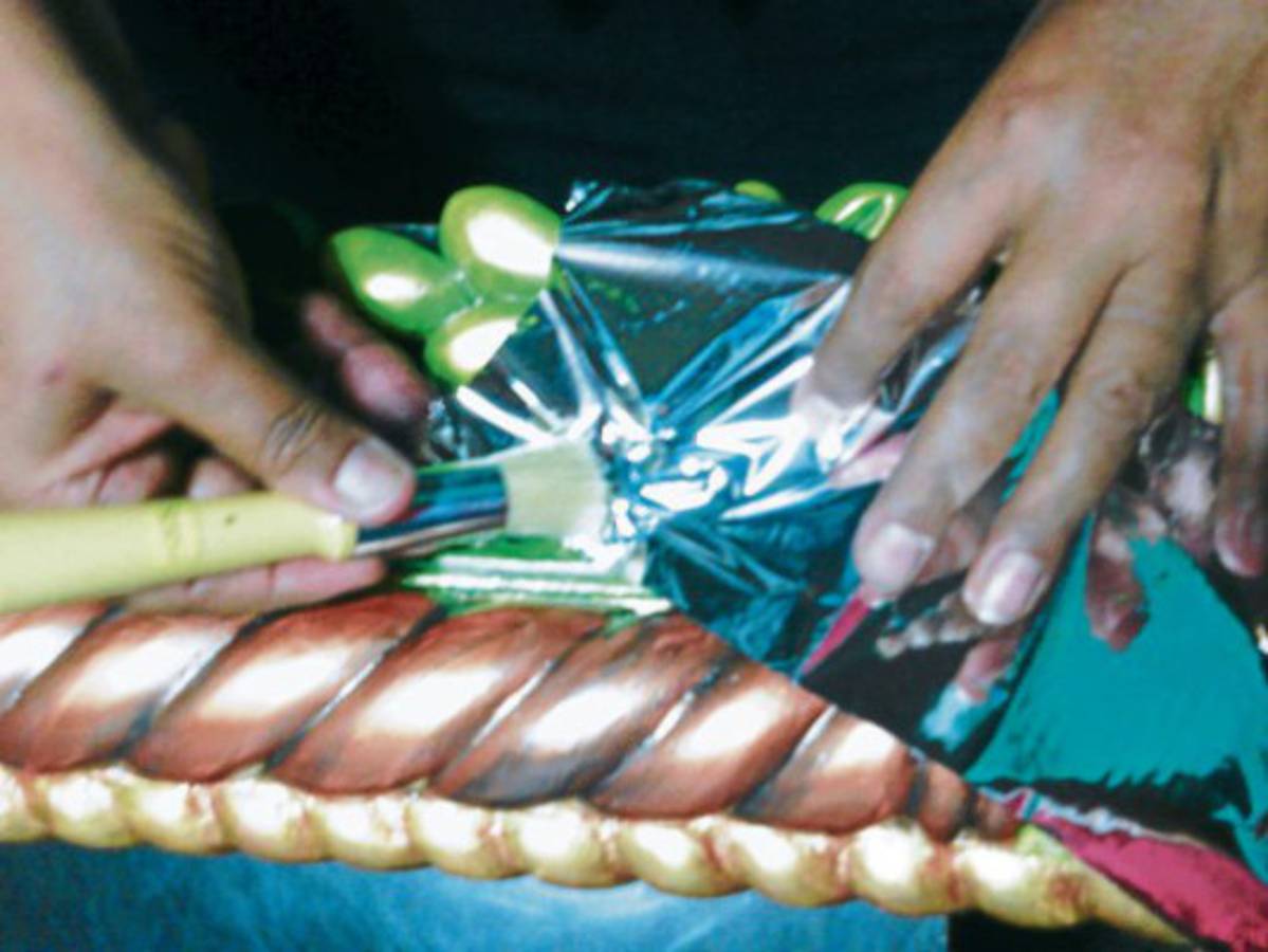 ¿Cómo restaurar sus marcos antiguos?