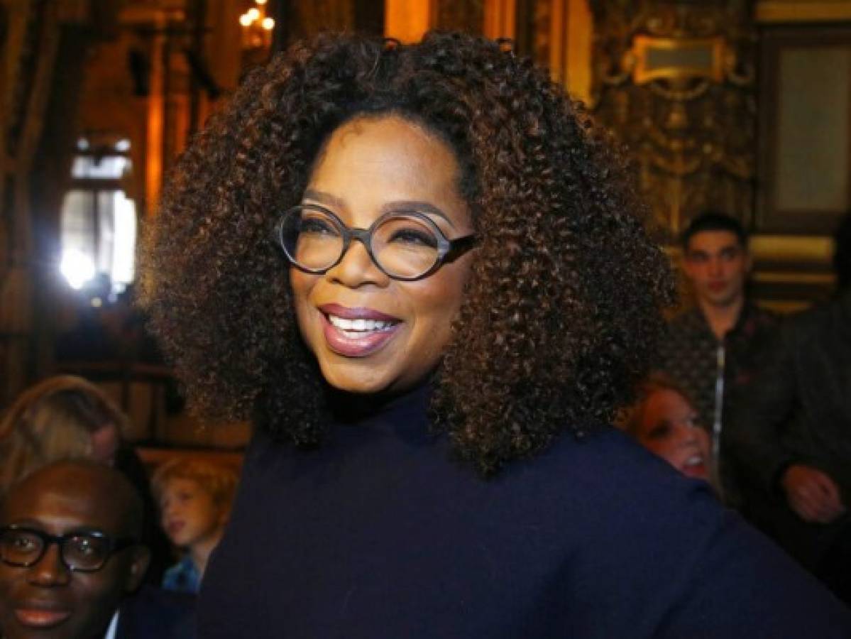 Los 7 libros que recomienda Oprah y que la han ayudado e inspirado 