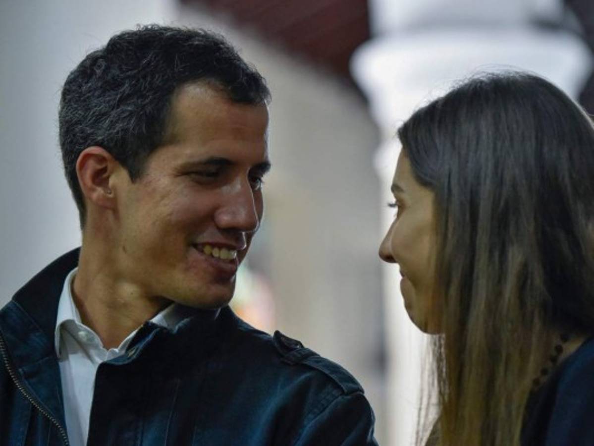 Juan Guaidó asumió el control de las cuentas bancarias de Venezuela en el exterior