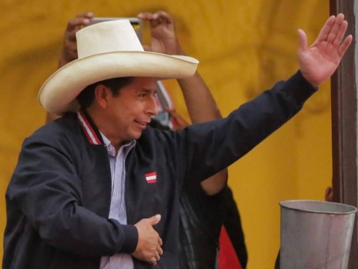 Pedro Castillo aumenta su ventaja sobre Fujimori en conteo de votos en Perú  