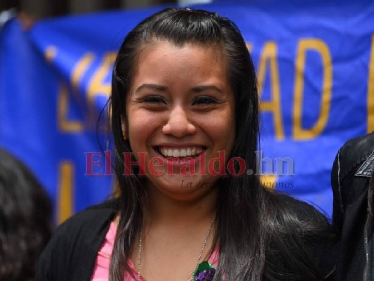 Absuelven a joven salvadoreña acusada de aborto