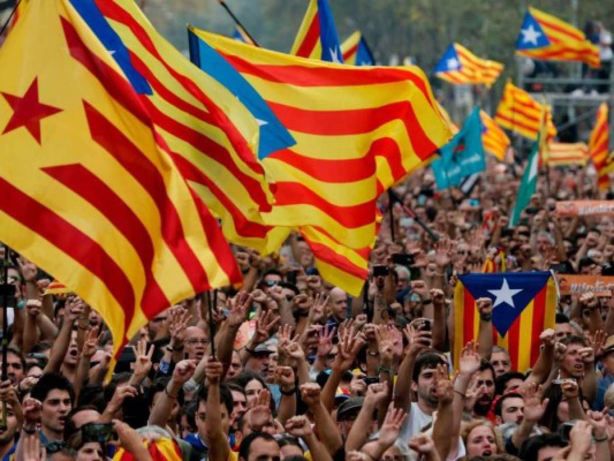 España: Separatistas catalanes piden salir de prisión