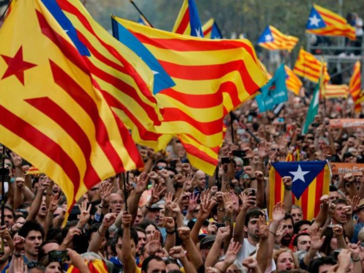 España: Separatistas catalanes piden salir de prisión