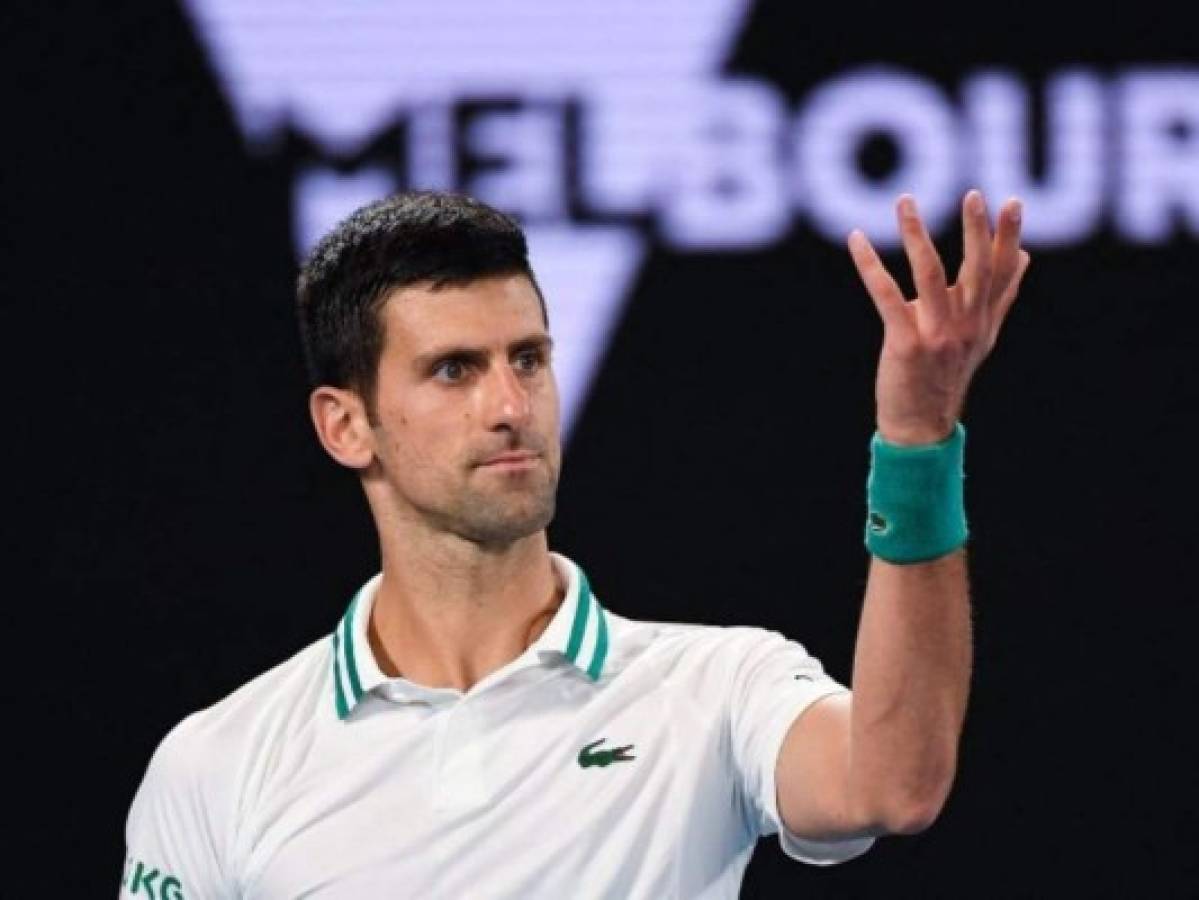 Australia indica que Djokovic 'no está vacunado' antes de audiencia