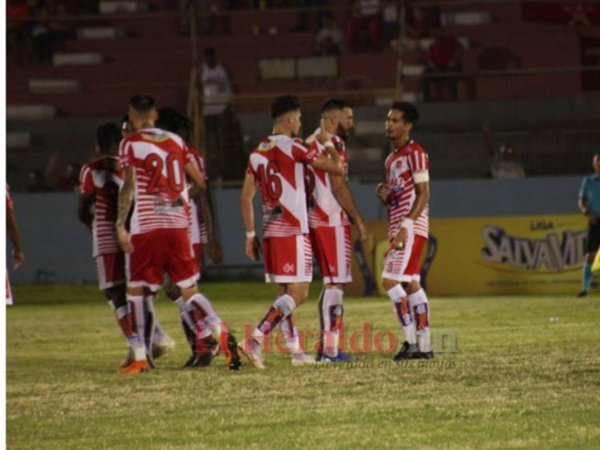El Vida ganó sus primeros puntos del torneo Apertura