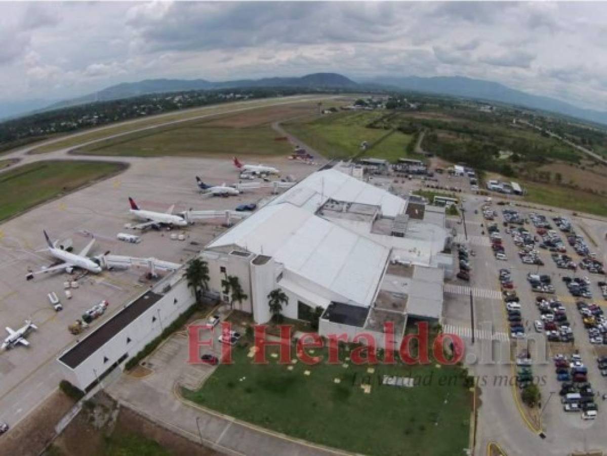 Aeropuertos en manos del Estado pueden perder su certificación