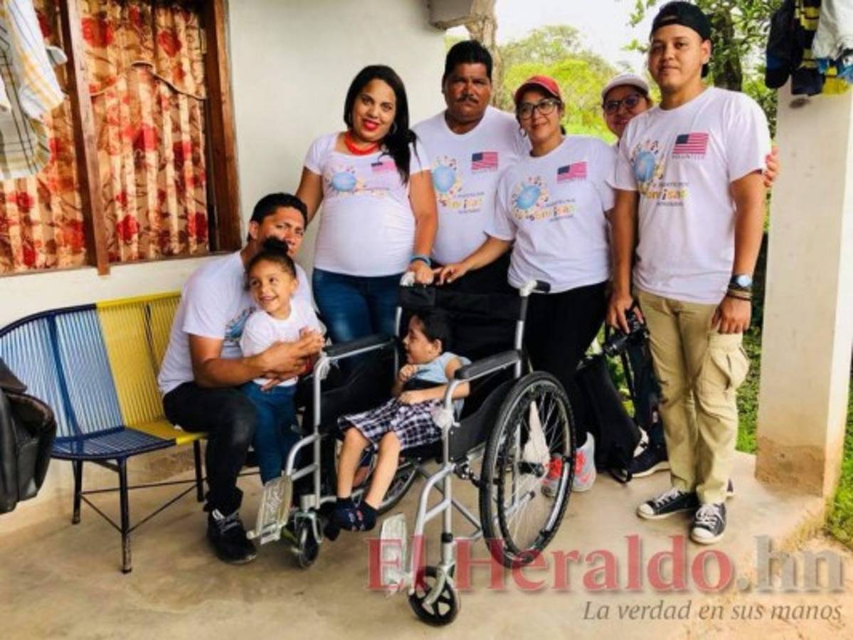 Maynor, el catracho que trae sonrisas