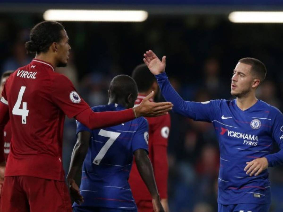 Liverpool cede el liderato tras dejarse sus primeros puntos en empate con Chelsea
