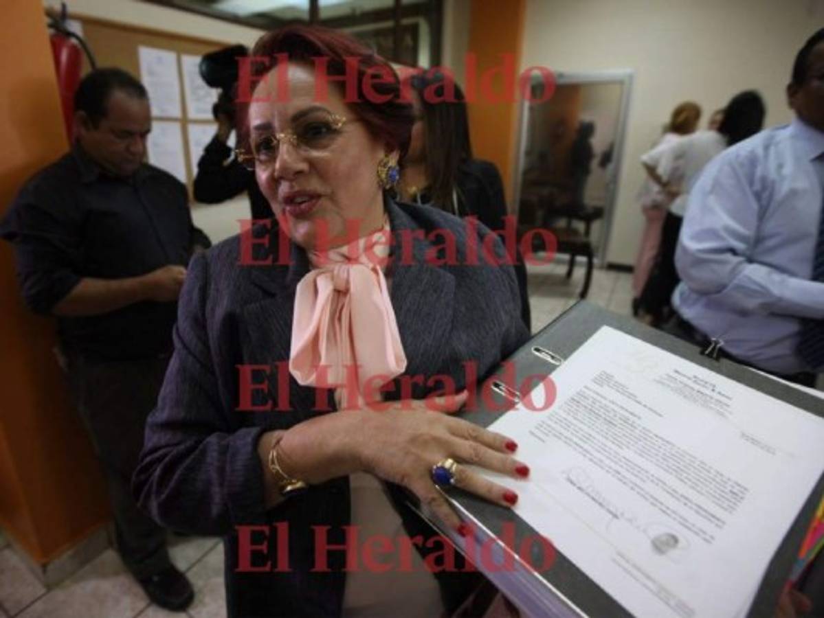 A solo horas de vencer el plazo para inscribirse como postulantes a Fiscal General y Adjunto